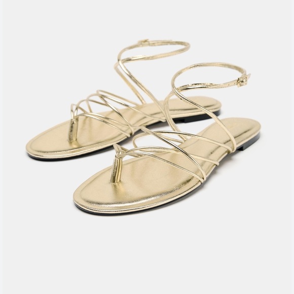 NWT Zara Gold Strappy Sandals Size 39 - Picture 1 of 6